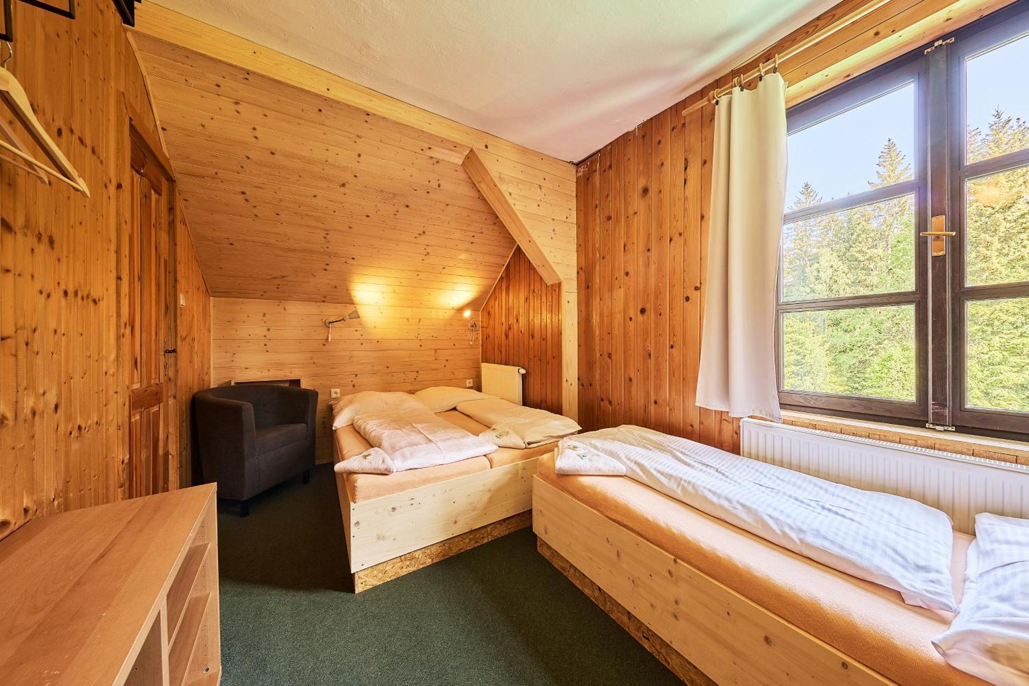 Modrokamenna Bouda Hotel Janske Lazne Bagian luar foto