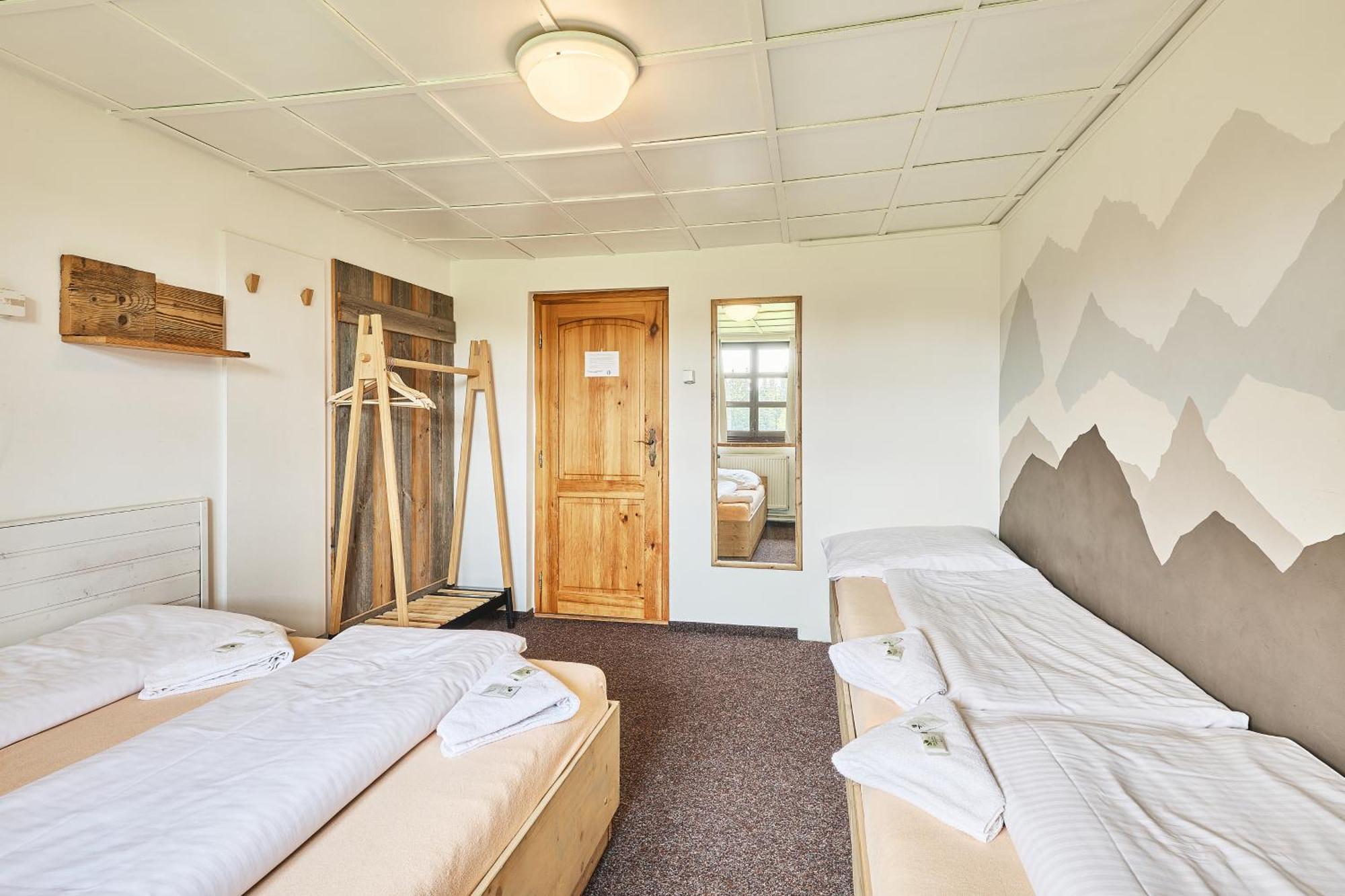 Modrokamenna Bouda Hotel Janske Lazne Bagian luar foto