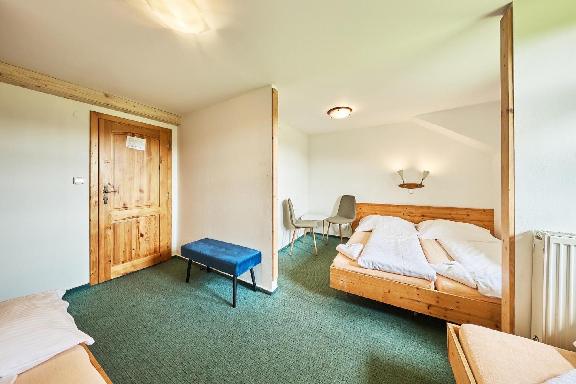 Modrokamenna Bouda Hotel Janske Lazne Bagian luar foto